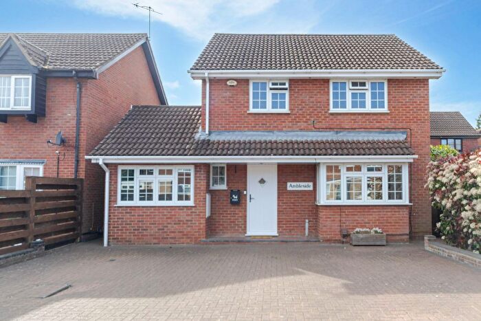 5 Bedroom Detached House For Sale In Lemonfield Drive, Garston, WD25