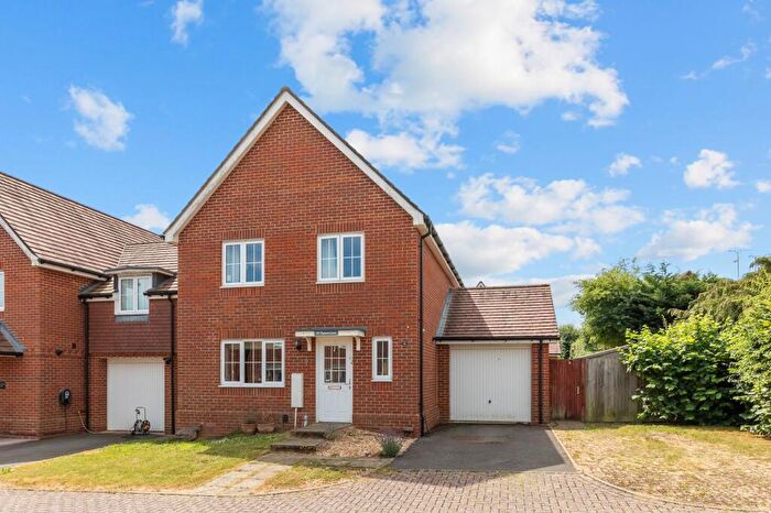 4 Bedroom Detached House For Sale In Roman Lane, Southwater, RH13
