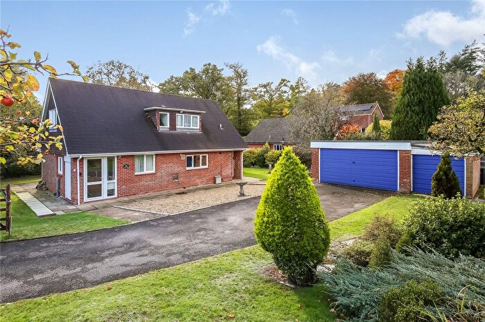 4 Bedroom Country House For Sale In Lights Lane, Alderbury, Salisbury, Wiltshire, SP5