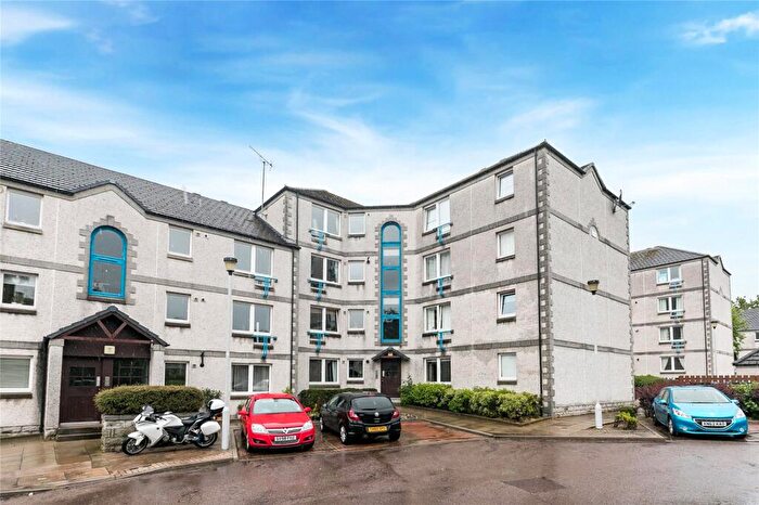 2 Bedroom Flat To Rent In Ferryhill Gardens, Ferryhill, Aberdeen, AB11