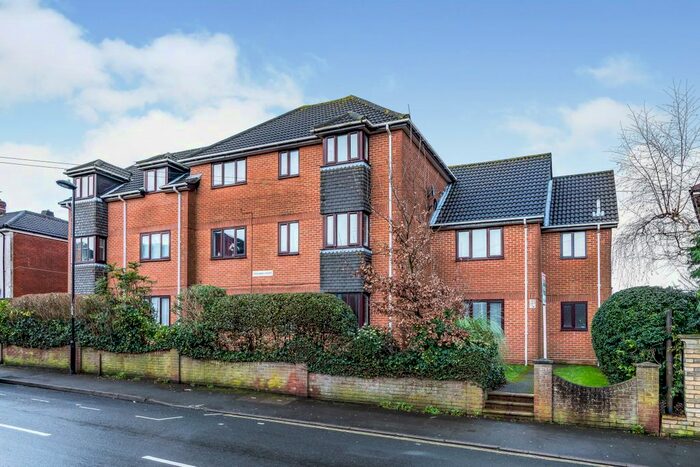 1 Bedroom Flat To Rent In Park Road, Southampton, SO15