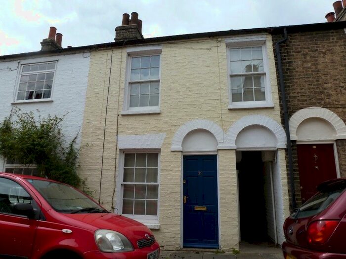 2 Bedroom Property To Rent In Albert Street, Cambridge, CB4