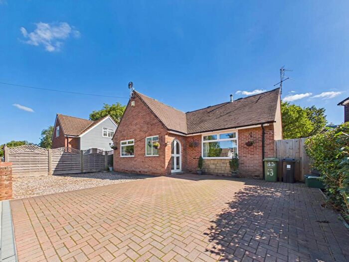 5 Bedroom Bungalow For Sale In Badminton Road, Downend, Bristol, BS16