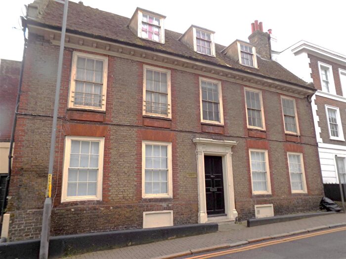 1 Bedroom Flat For Sale In High Street, Ramsgate, CT11