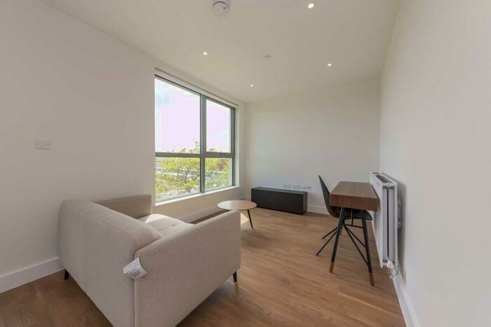 1 Bedroom Flat To Rent In Green Street, North Acton, NW10