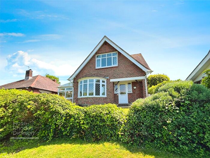 3 Bedroom Detached House For Sale In Church Road, Shanklin, Isle Of Wight, PO37