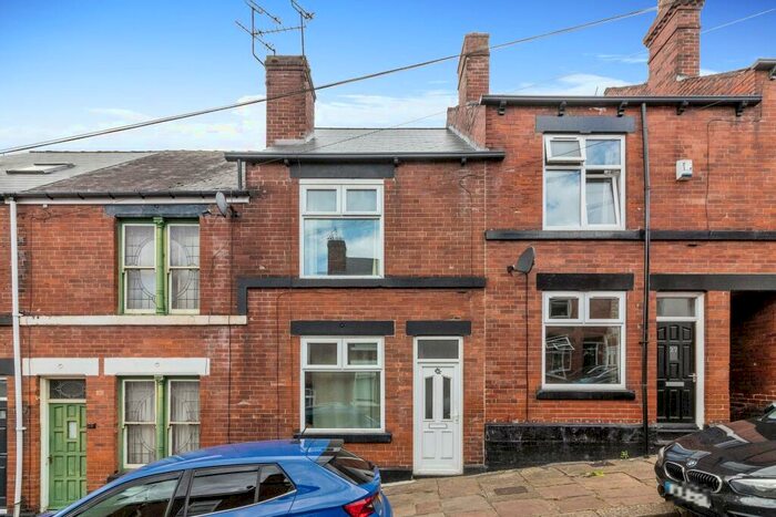3 Bedroom Terraced House To Rent In Hawksworth Road, Sheffield, S6