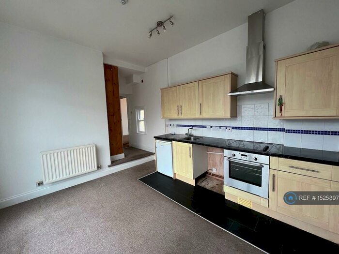1 Bedroom Flat To Rent In Boundary Road, Hove, BN3