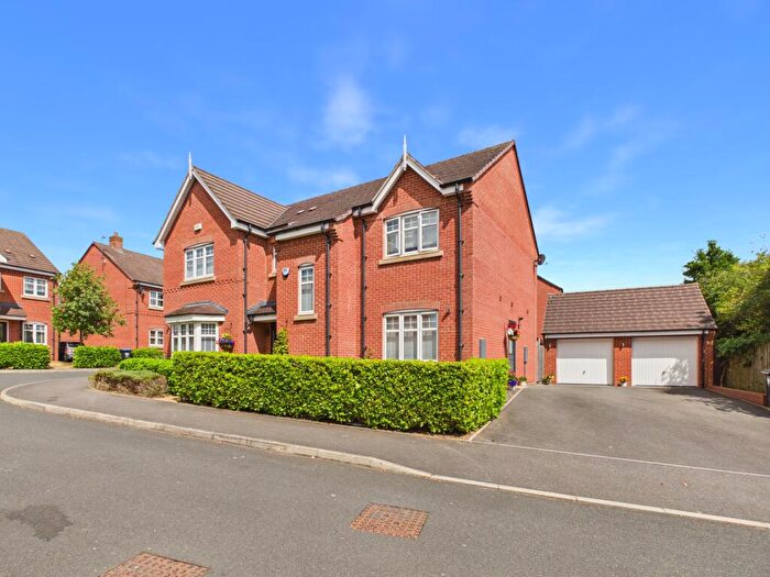 5 Bedroom Detached House For Sale In School Rise, Brailsford, DE6