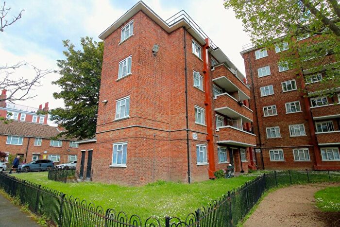 4 Bedroom Flat To Rent In Lindley Street, London, E1