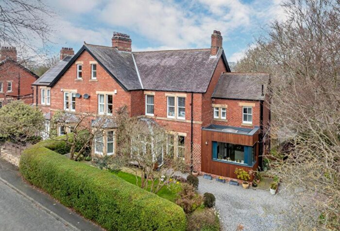 6 Bedroom Semi Detached House For Sale In Elm Bank Road, Wylam, NE41