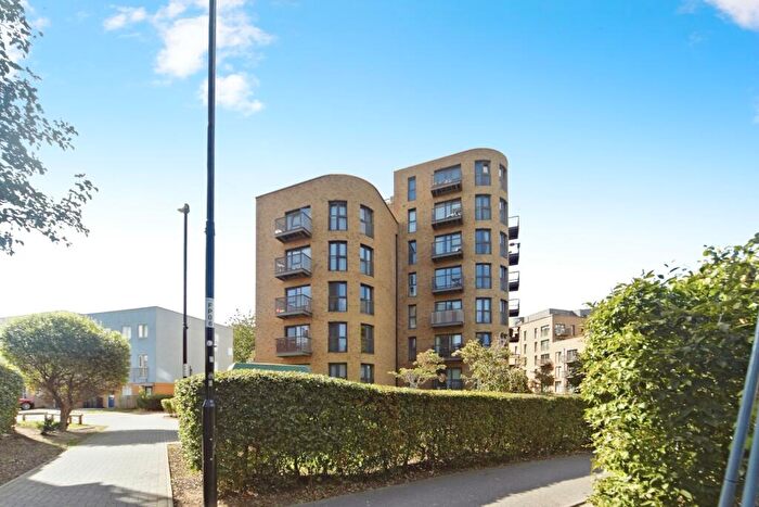 2 Bedroom Flat For Sale In Connersville Way, Croydon, Surrey, CR0