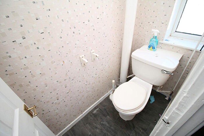3 Bedroom Semi-Detached House For Sale In Scholfield Road, Keresley End, Coventry, Warwickshire, CV7