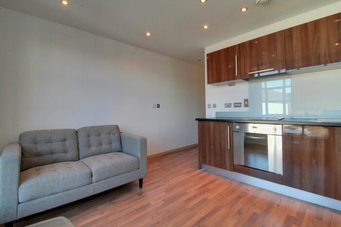 Studio To Rent In St Pauls Place, St Pauls Square, Birmingham, B3