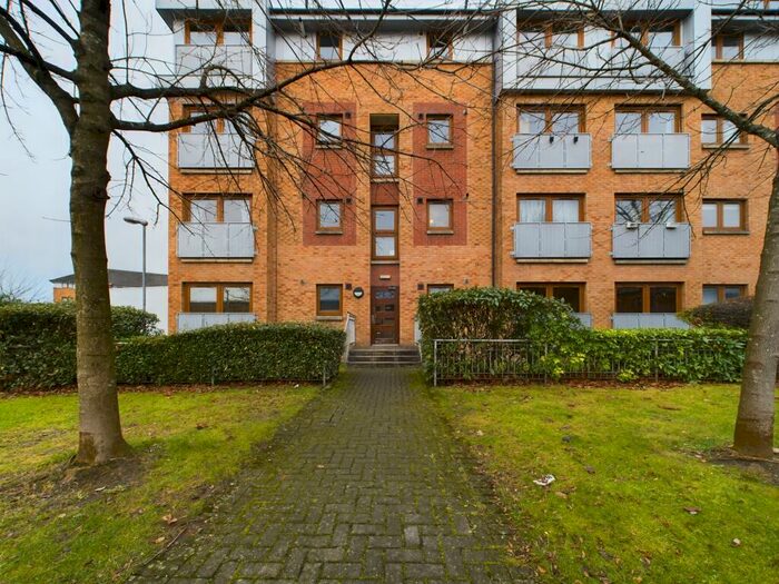 2 Bedroom Flat To Rent In Dawson Road, Hamiltonhill, G4