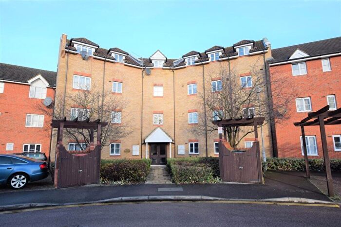 2 Bedroom Apartment To Rent In Ridley Close, Barking, IG11
