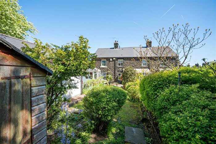 2 Bedroom Cottage To Rent In Chapel View, Thurlstone, Sheffield, S36