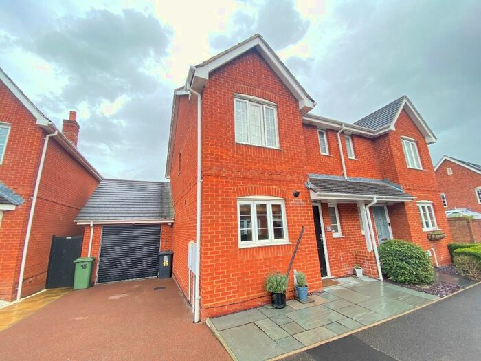 3 Bedroom Semi-Detached House To Rent In High Path Way, Limes Park, Basingstoke, RG24