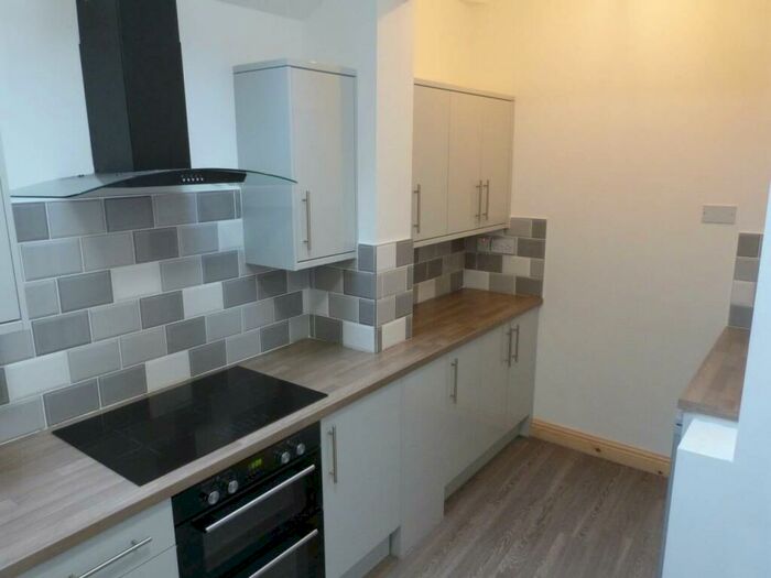 9 Bedroom House To Rent In St Helens Road, Ormskirk, L39