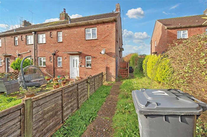 2 Bedroom Flat For Sale In Bankside, Bolney, Haywards Heath, RH17