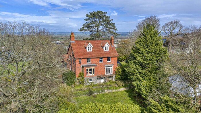 7 Bedroom Character Property For Sale In Substantial Victorian House In Elevated Location In Glastonbury, BA6