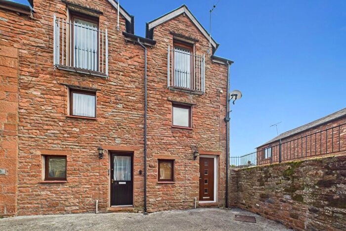 2 Bedroom Mews For Sale In Castlegate Mews, Castlegate, Penrith, CA11