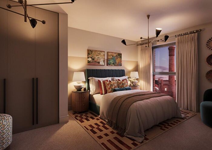 2 Bedroom Apartment For Sale In Stoke Gardens, Slough, SL1