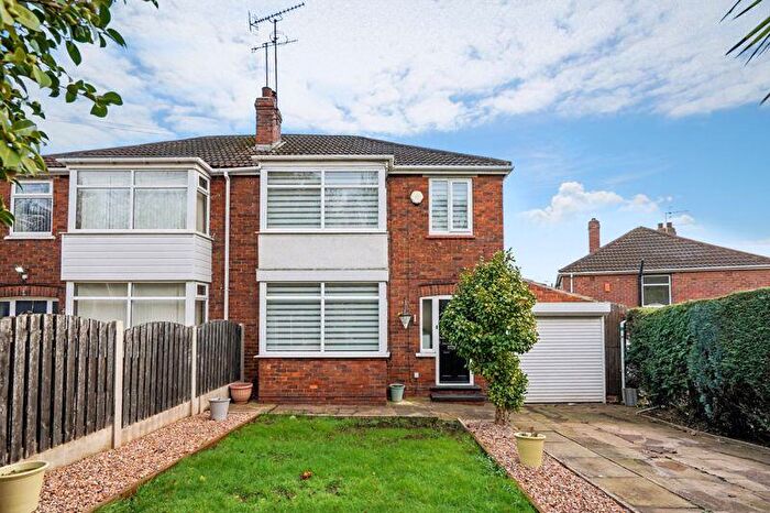 3 Bedroom Semi Detached House For Sale In East Bawtry Road, Rotherham, S60