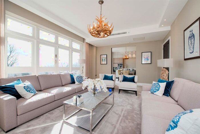 3 Bedroom Flat To Rent In Lyndhurst Road, Hampstead, London, NW3