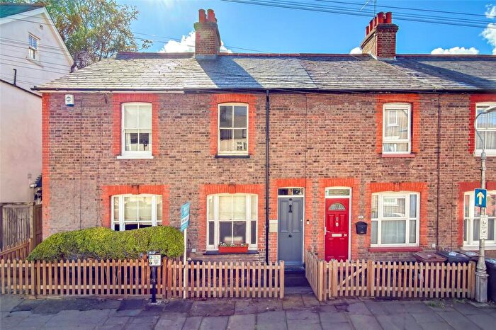 3 Bedroom Terraced House For Sale In Church Street, St. Albans, Hertfordshire, AL3