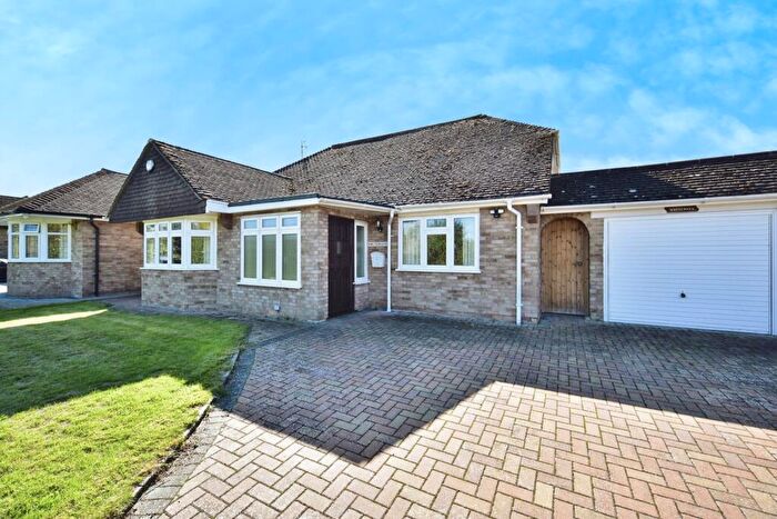 4 Bedroom Bungalow For Sale In Lewson Street, Norton, Sittingbourne, Kent, ME9