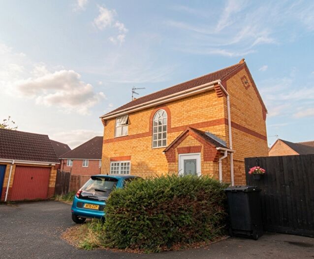 2 Bedroom Detached House To Rent In Fairchild Way, Peterborough, PE1