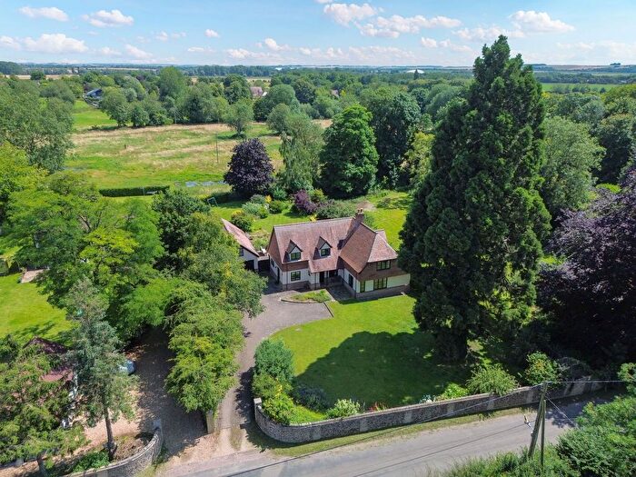 5 Bedroom Detached House For Sale In Middle Street, Thriplow, SG8