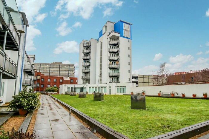 2 Bedroom Apartment To Rent In Gordon Gardens, Town Centre, Swindon, SN1