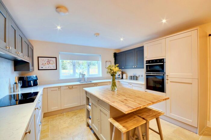 4 Bedroom Detached House For Sale In The Lees, Challock, TN25