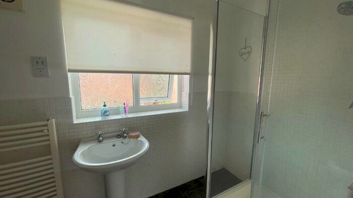 5 Bedroom Semi-Detached House To Rent In Mascot Square, Colchester, Essex, CO4