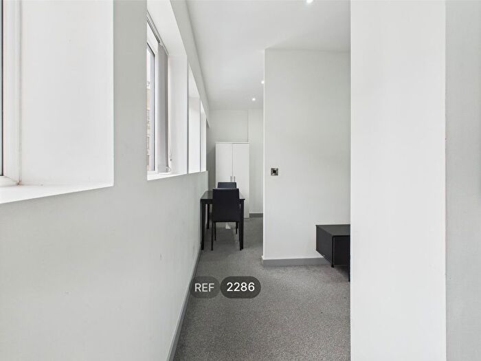 1 Bedroom Flat To Rent In Tivoli House, South Street, HU1
