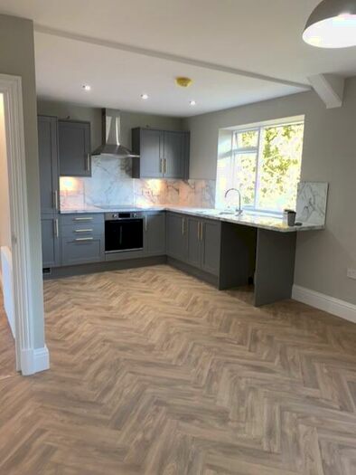 1 Bedroom Apartment To Rent In Eastham Village Road, CH62