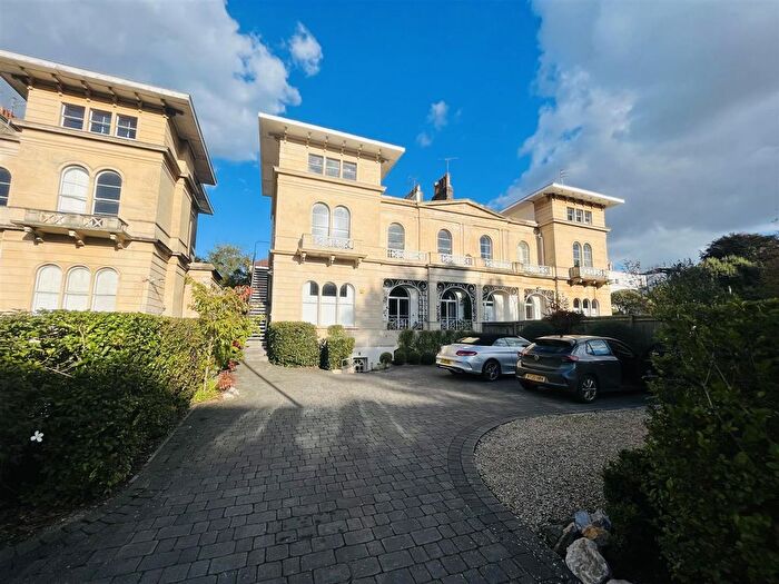 2 Bedroom Flat To Rent In Pembroke Road, Clifton, BS8