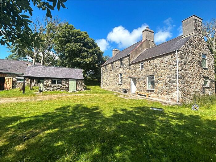 4 Bedroom Barn Conversion For Sale In Coedana, Llannerch-Y-Medd, Sir Ynys Mon, LL71