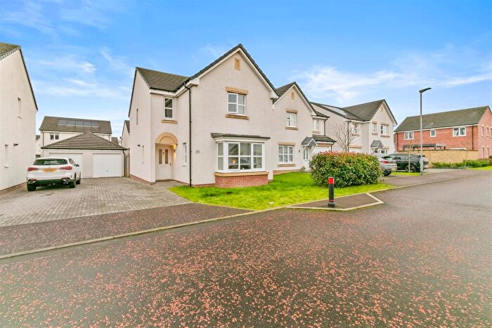 4 Bedroom Detached House For Sale In Queen Mary Crescent, Clydebank, G81