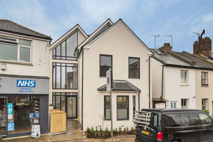 1 Bedroom Flat To Rent In Canbury Park Road, Kingston Upon Thames, KT2