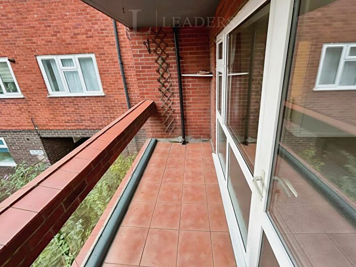 1 Bedroom Flat To Rent In Peel Drive, Loughborough, LE11