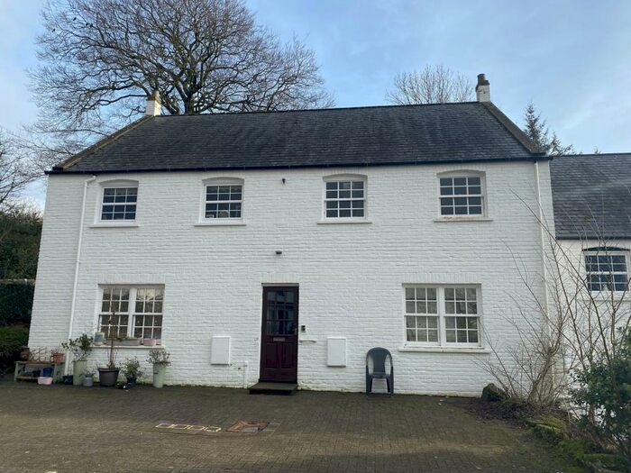 2 Bedroom Flat For Sale In Tannery Wynd, Gatehouse Of Fleet, DG7