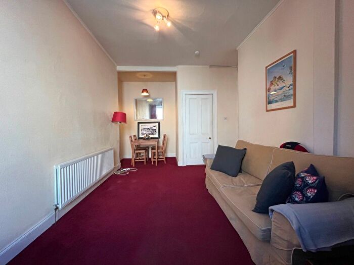 1 Bedroom Flat To Rent In Tay Street, Polwarth, Edinburgh, EH11
