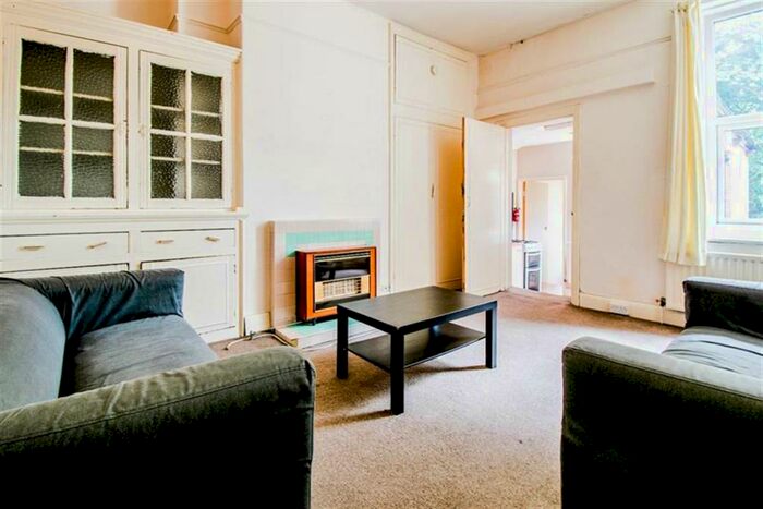 4 Bedroom Maisonette To Rent In Lavender Gardens, West Jesmond, Newcastle Upon Tyne, NE2