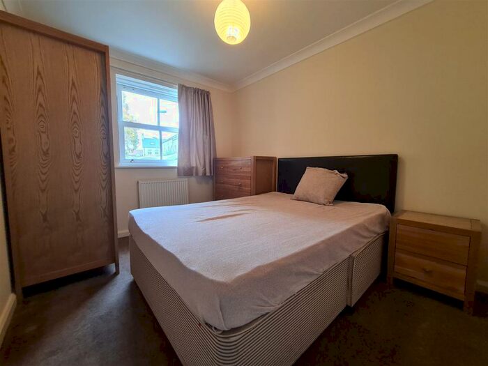 2 Bedroom Flat To Rent In Terrill Close, Huntingdon, PE29