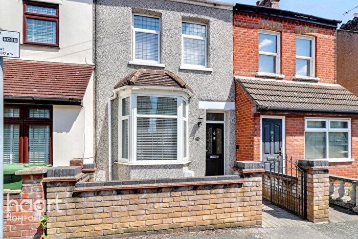 2 Bedroom Terraced House For Sale In Willow Street, Romford, RM7