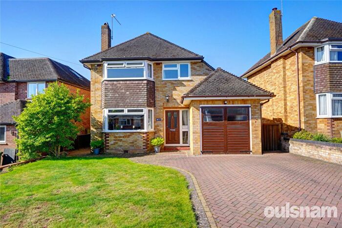 3 Bedroom Detached House For Sale In Witton Avenue, Droitwich, Worcestershire, WR9