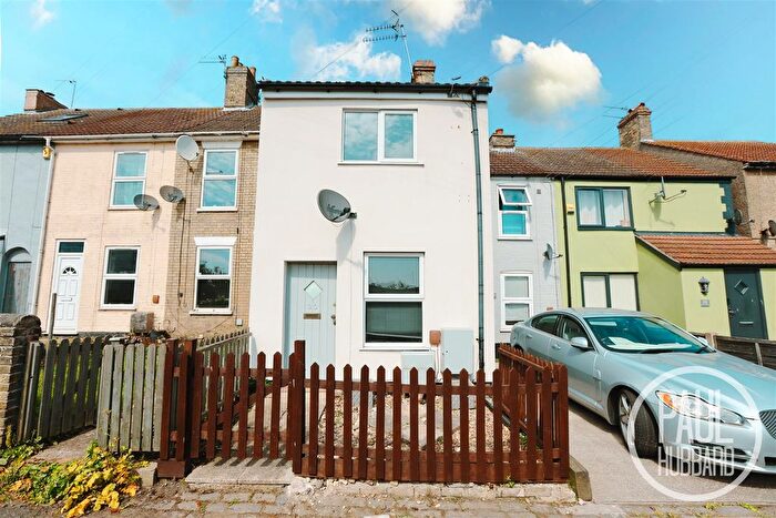 3 Bedroom Terraced House To Rent In Eastern Way, Lowestoft, NR32